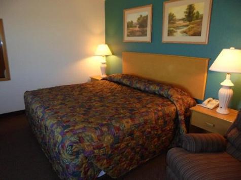 Herington Inn And Suites Exteriör bild